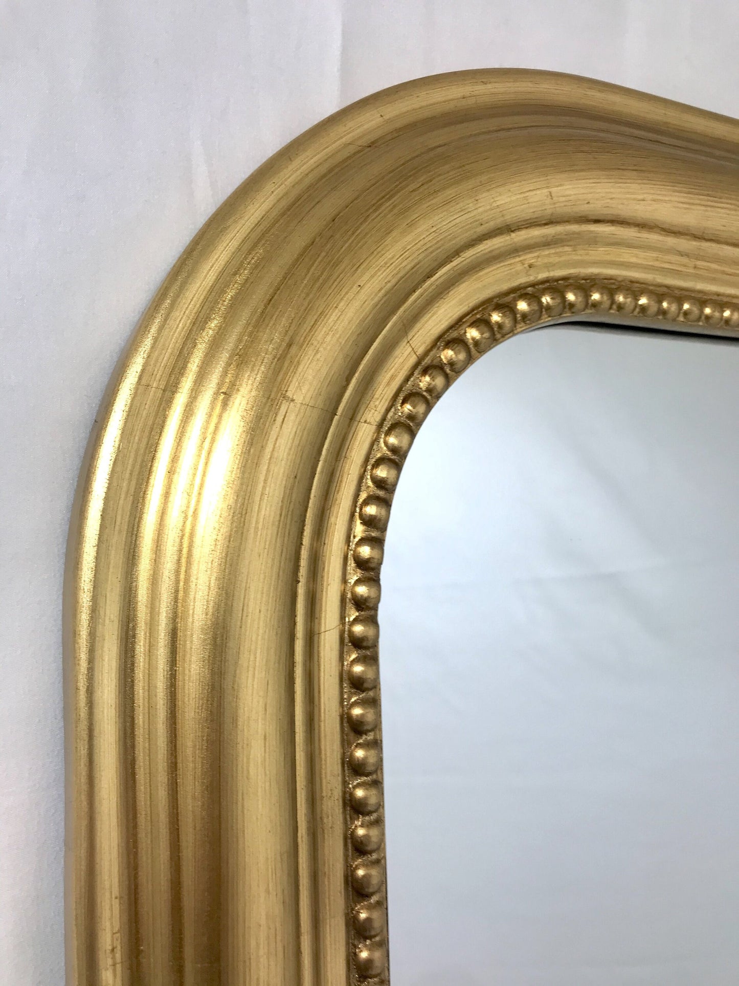 Traditional Arched Decorative &#39;Duparc&#39; Wall Mirror - Hand Painted Solid Wood Frame - Modern Mirror